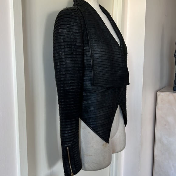 💕Marciano Black Leather Shayna Moto Jacket 2 EUC - Picture 7 of 12